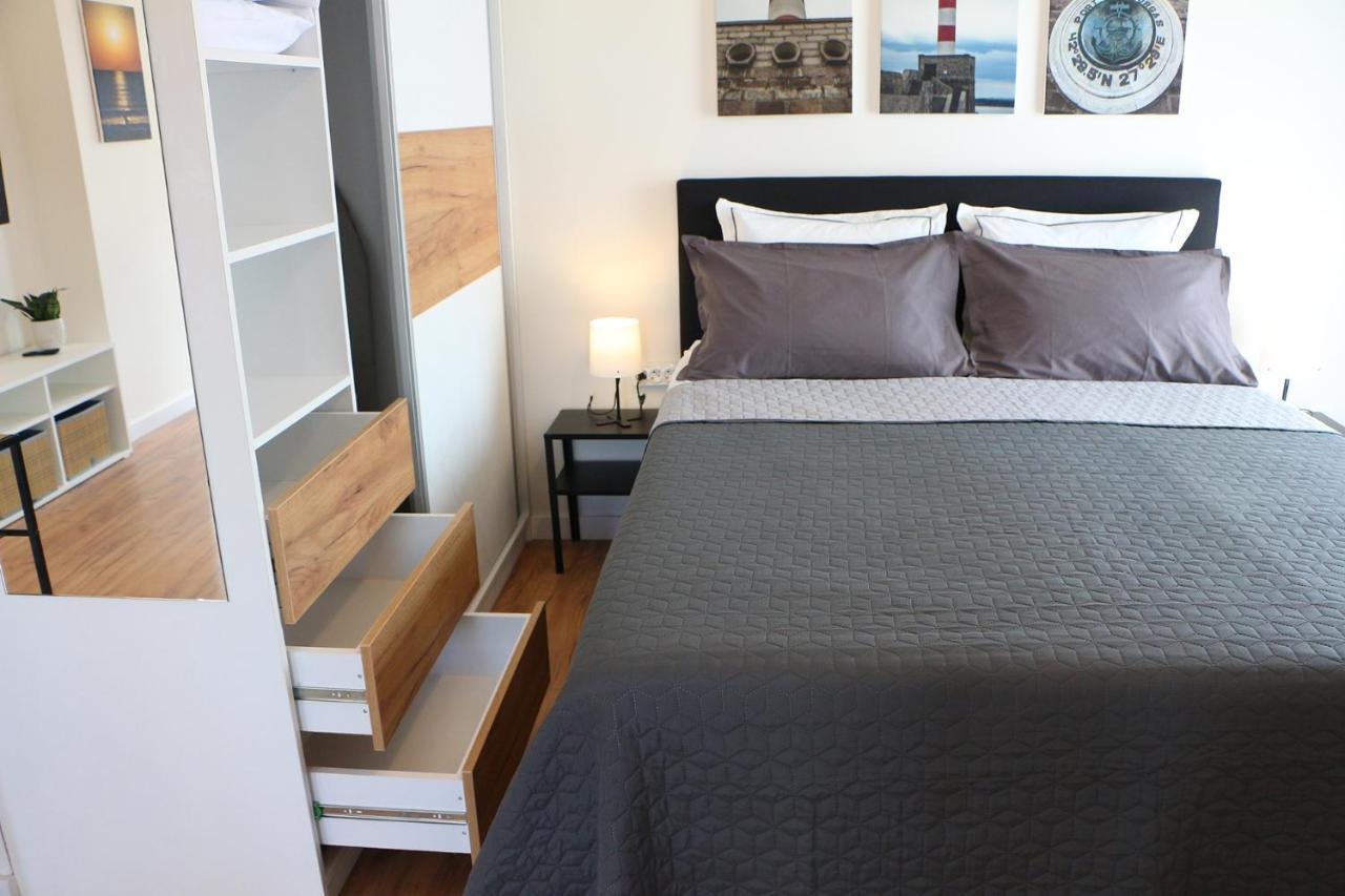 Shik & Chic In The Heart Of Burgas # 5Min From Beach # New Exteriör bild