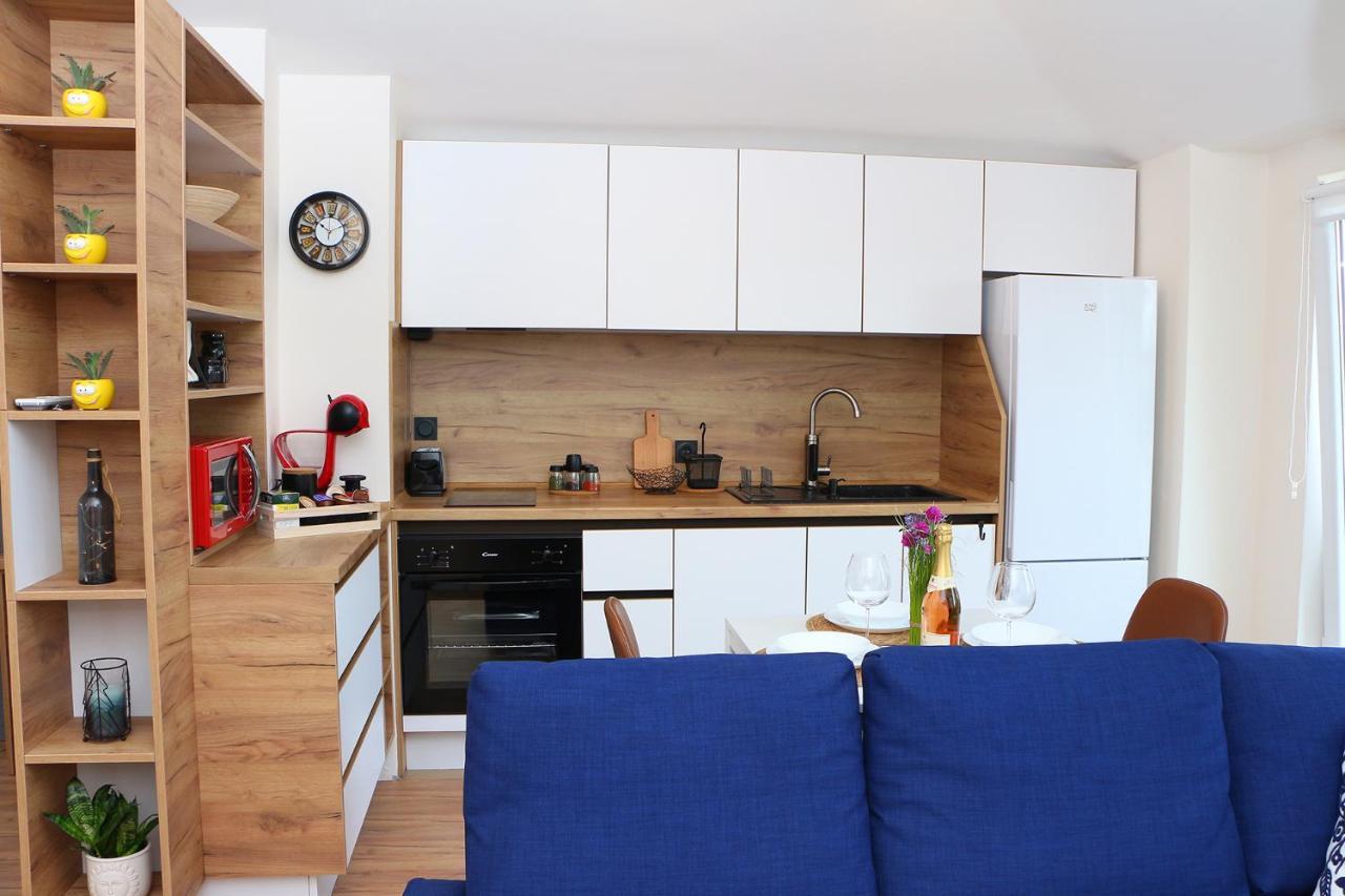 Shik & Chic In The Heart Of Burgas # 5Min From Beach # New Exteriör bild